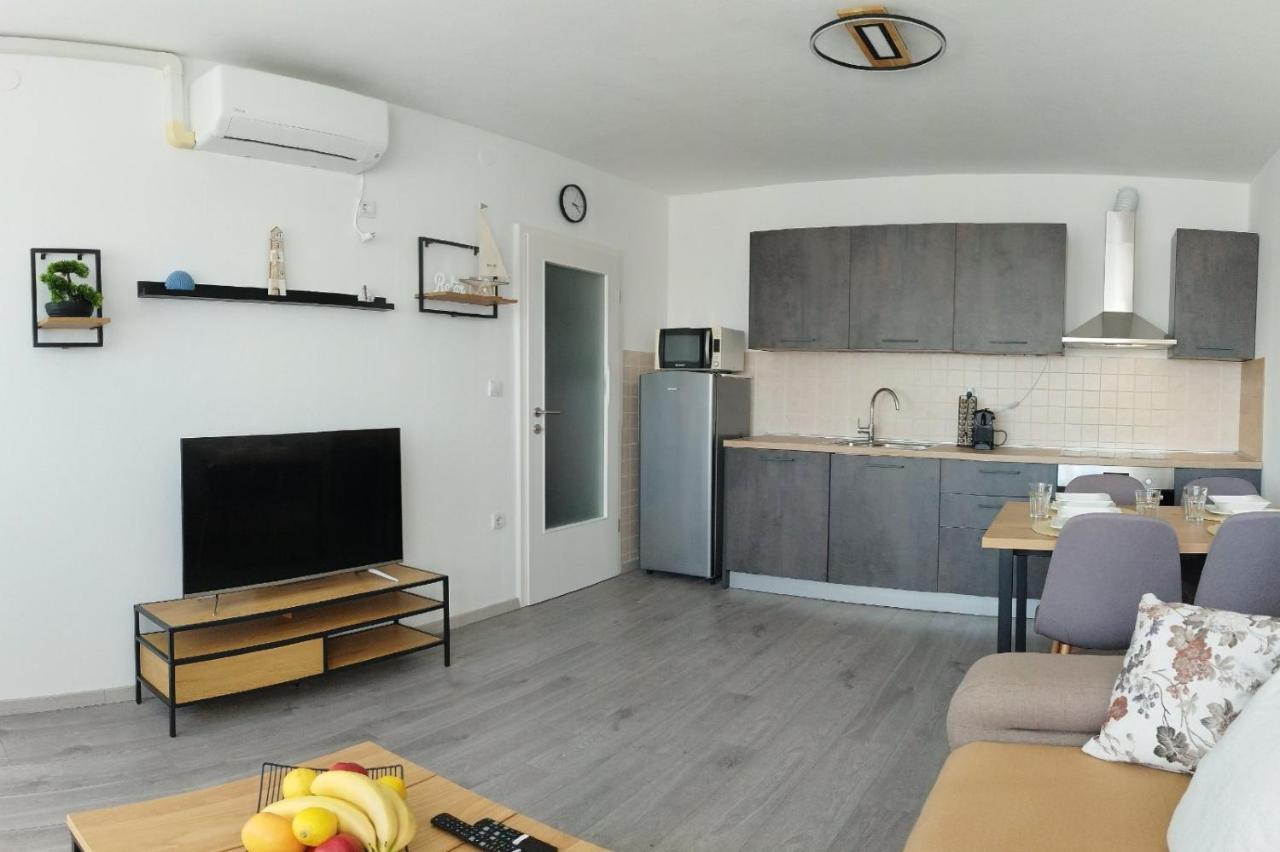 Apartment Luka Пула Екстериор снимка