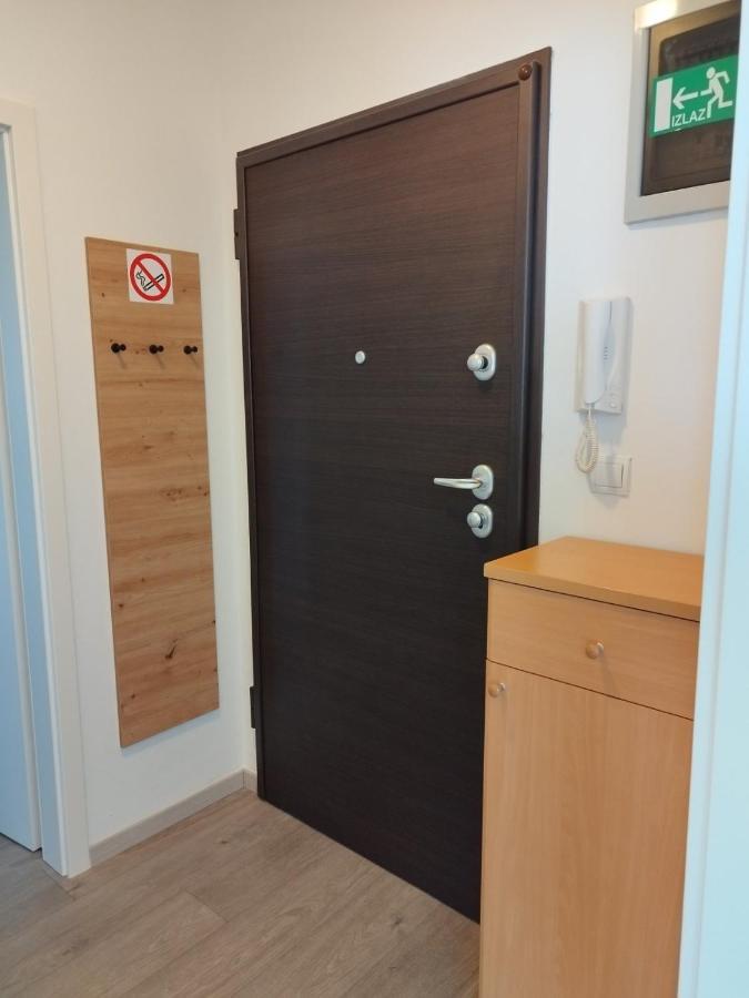 Apartment Luka Пула Екстериор снимка